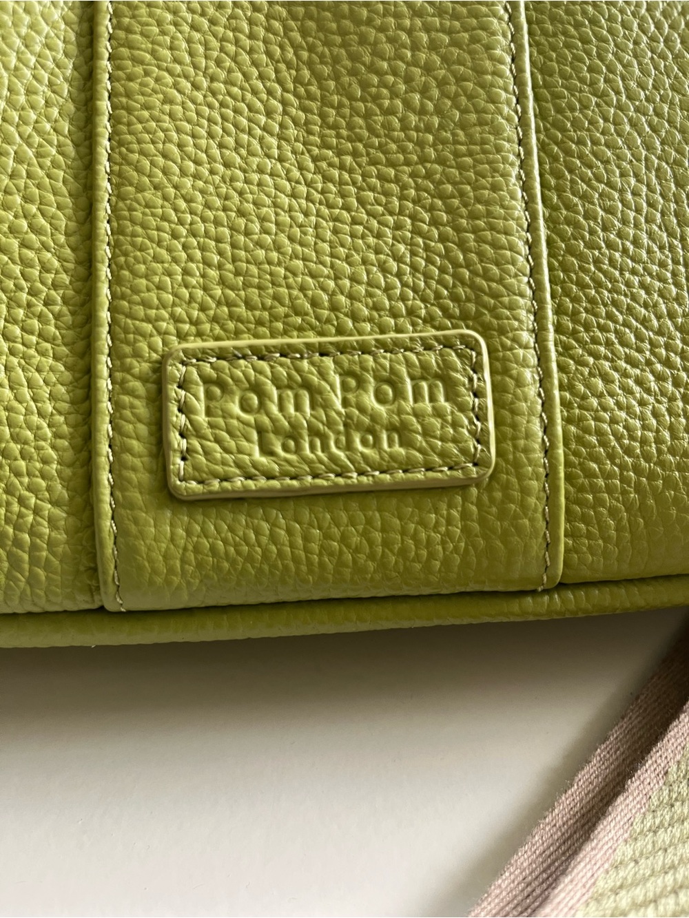Pom Pom London Greenwich Crossbody Bag in Green with straps and charms - Picture 6 of 15